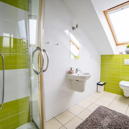 Pod Lilijką Hotel *