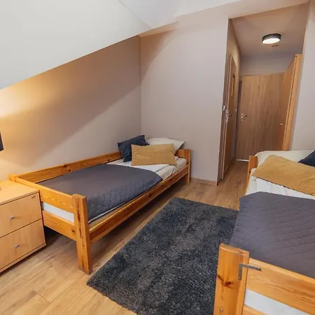 Gosciniec Pod Lilijka Hotel *