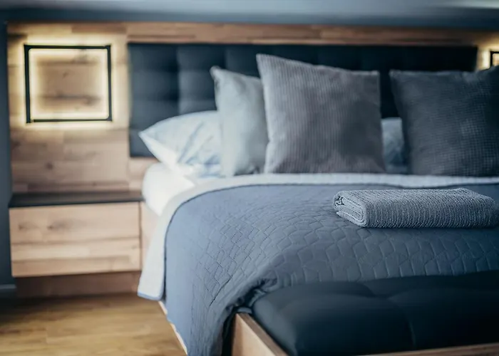 Gosciniec Pod Lilijka * Podzamcze (Zawiercie)