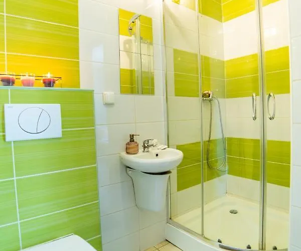 Gosciniec Pod Lilijka * Podzamcze (Zawiercie)