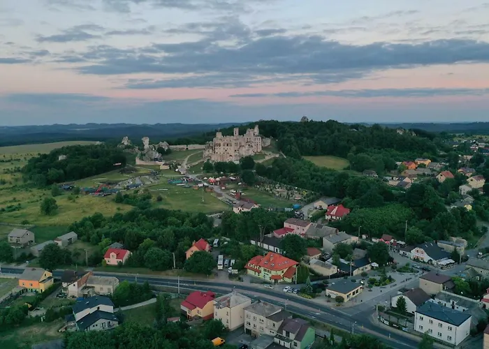 Gosciniec Pod Lilijka * Podzamcze (Zawiercie)
